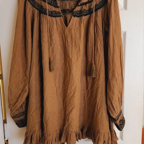 Sold - Picture 3 of 7